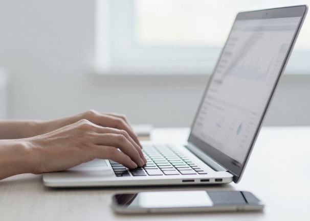 Twoja firma dostępna dla Klientów online